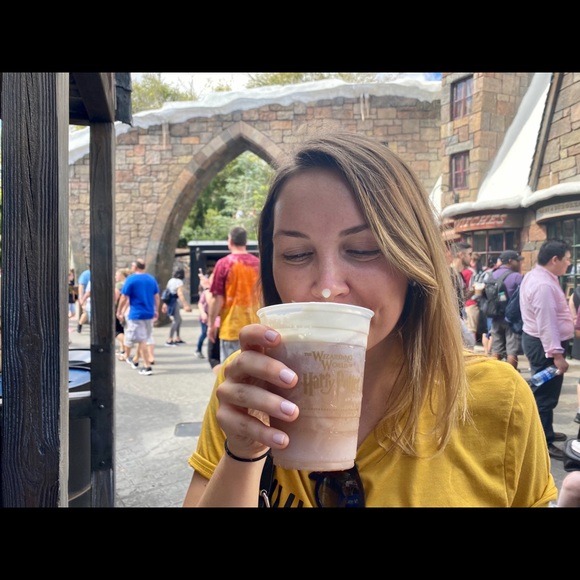 Meet your Posher, Helena - Picture 4 of 5